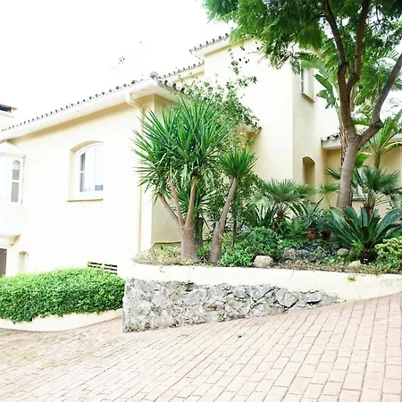 Sea View Marbella 别墅